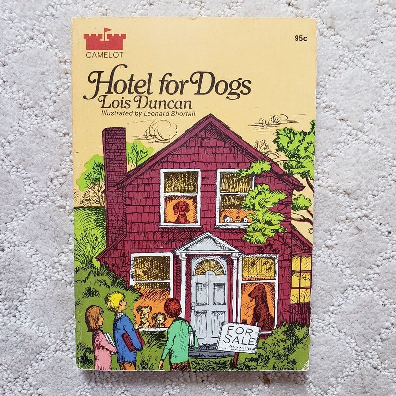 Hotel for Dogs (2nd Camelot Printing, 1972)