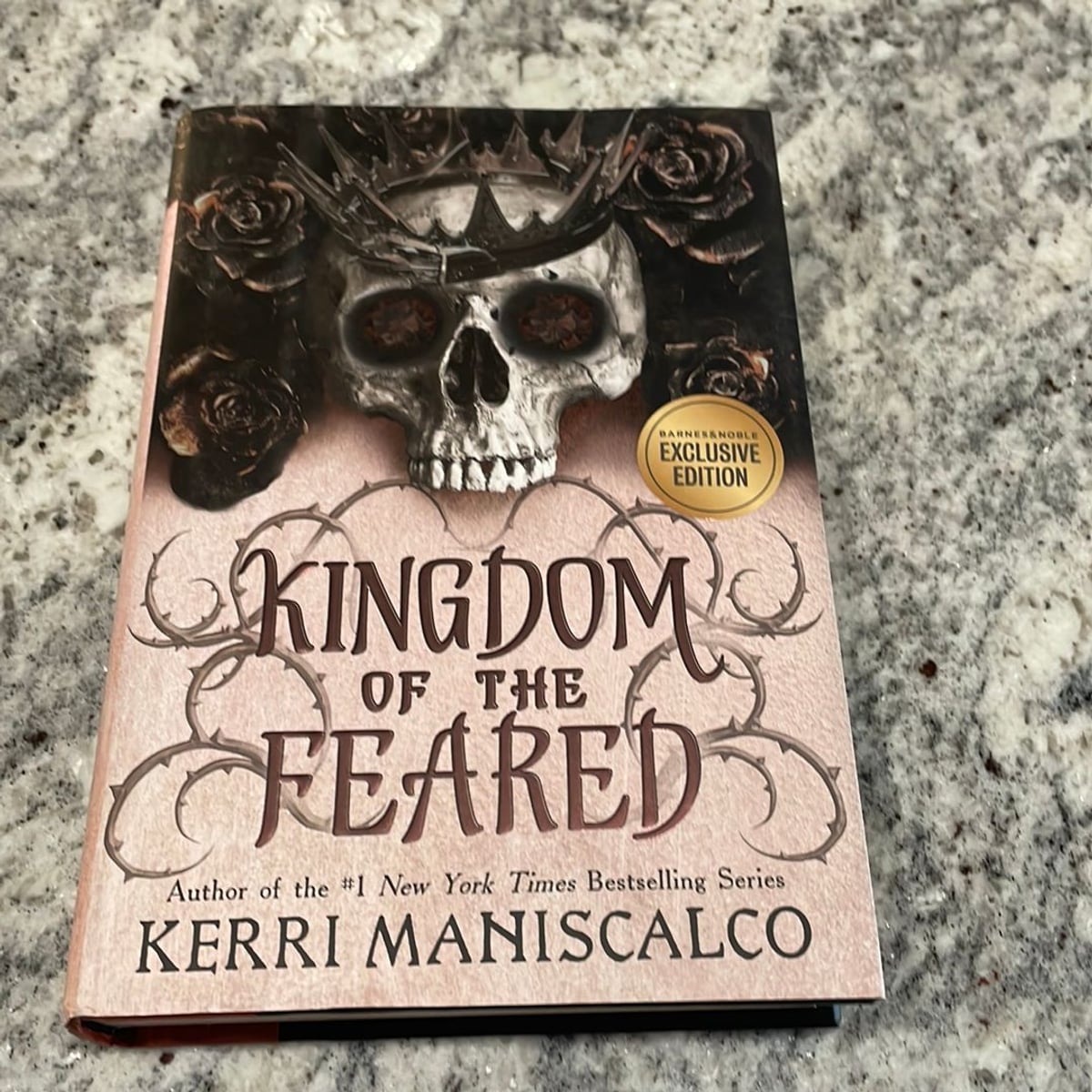 Kingdom of the Feared by Kerri Maniscalco, Hardcover | Pangobooks