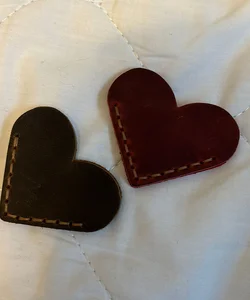 2 corner heart bookmarks