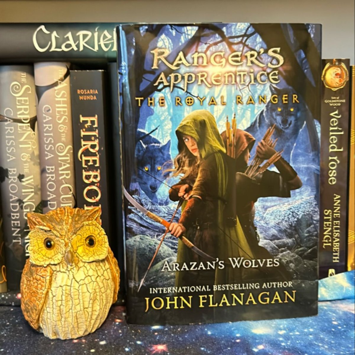 The Royal Ranger: Arazan's Wolves by John Flanagan