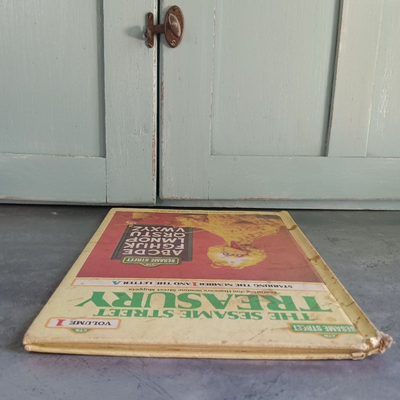 The Sesame Street Treasury - Volume 1 