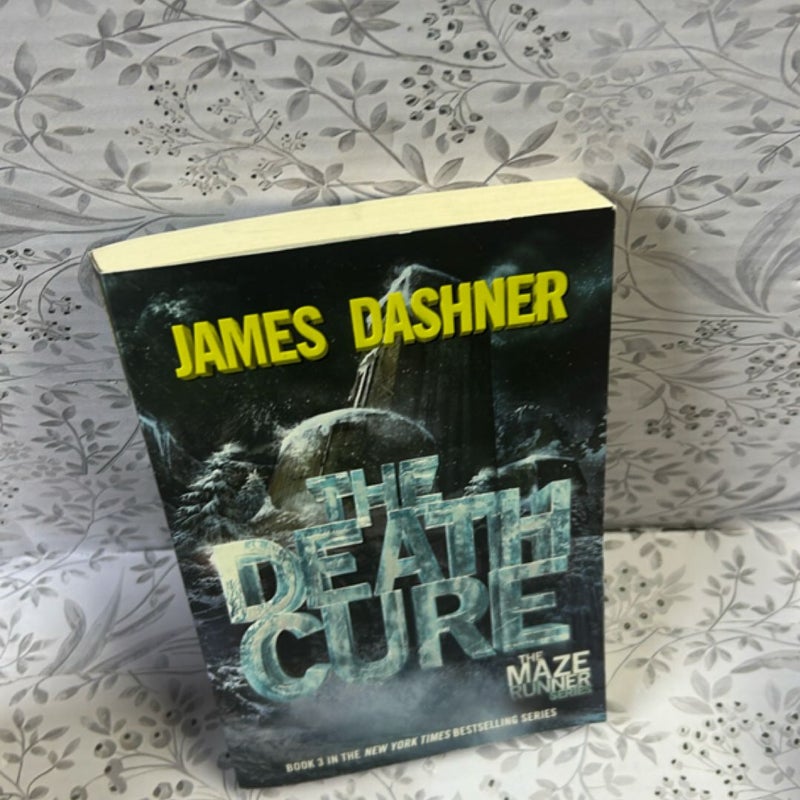 The Death Cure (Maze Runner, Book Three)
