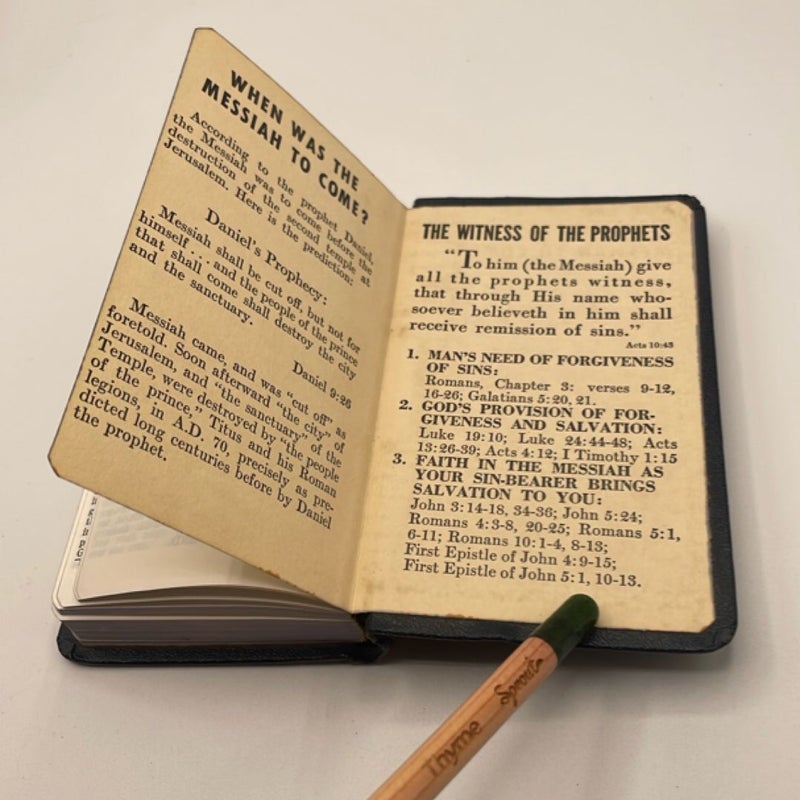 New Testament Old Testament 