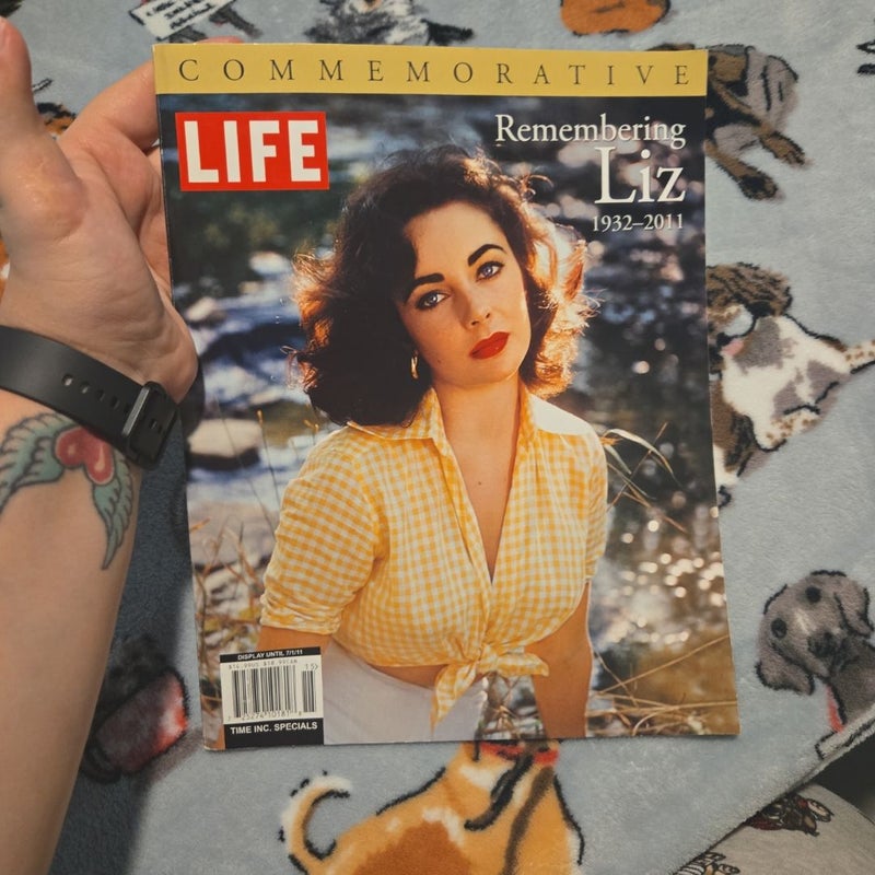 Commemorative remembering life magazine 