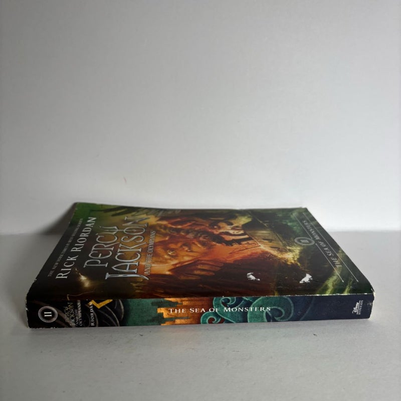 Percy Jackson and the Olympians, Book Two the Sea of Monsters (Percy Jackson and the Olympians, Book Two)