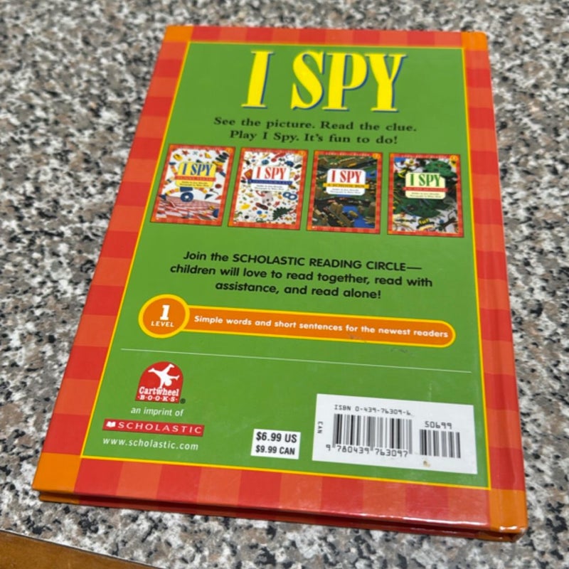 I Spy (Scholastic Reader, Level 1) First Edition