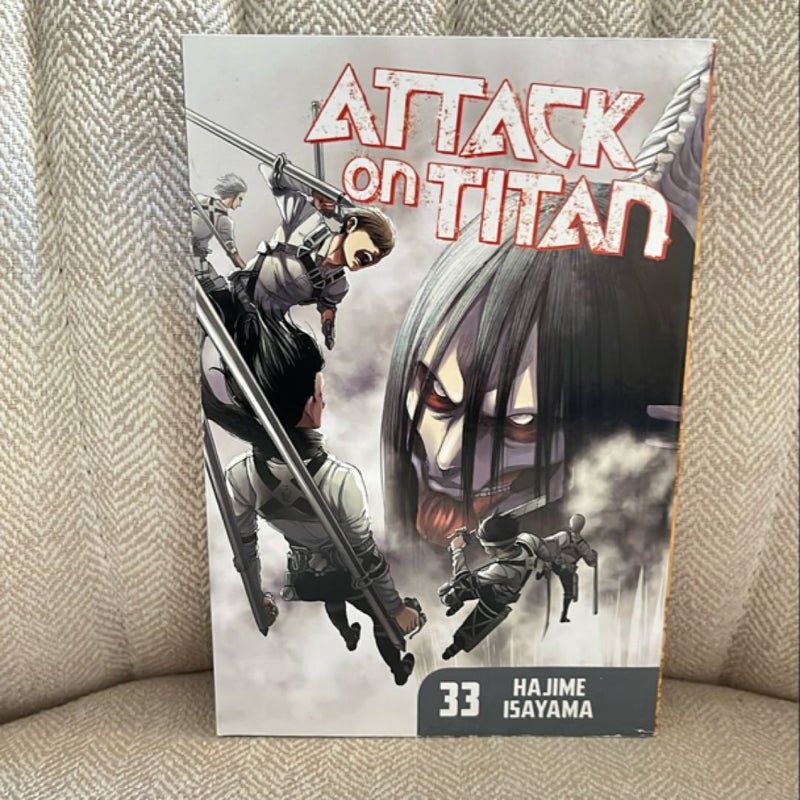 Attack on Titan 33