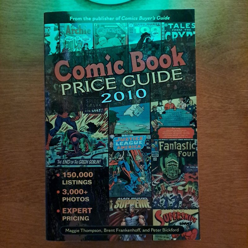 Comic Book Price Guide by Brent Frankenhoff, Paperback | Pangobooks