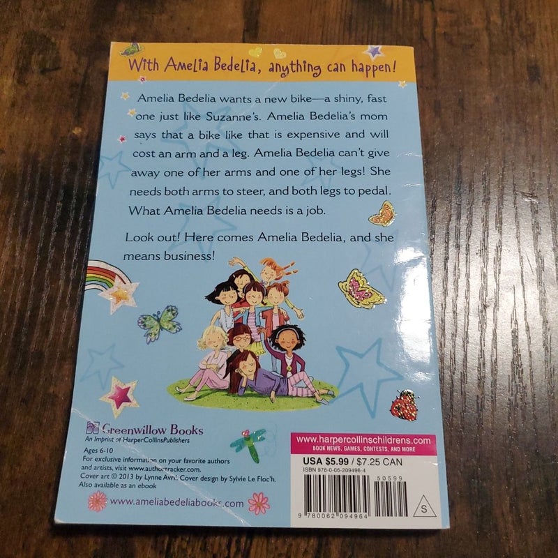 Amelia Bedelia Chapter Book #1: Amelia Bedelia Means Business