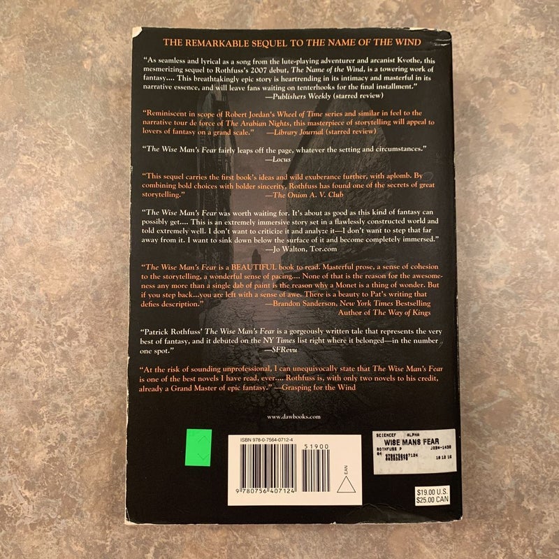 The Wise Man’s Fear (full sized paperback)