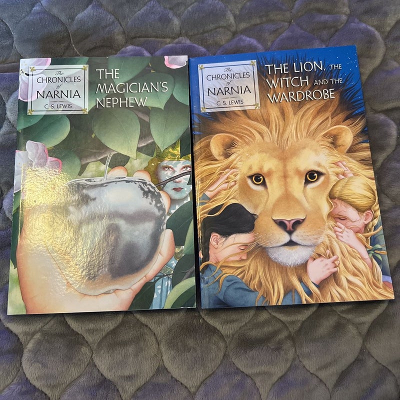 The Chronicles of Narnia Lion 7 Book Set with Trivia Book