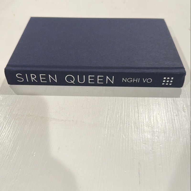 Siren Queen