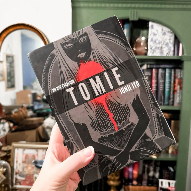 Tomie: Complete Deluxe Edition