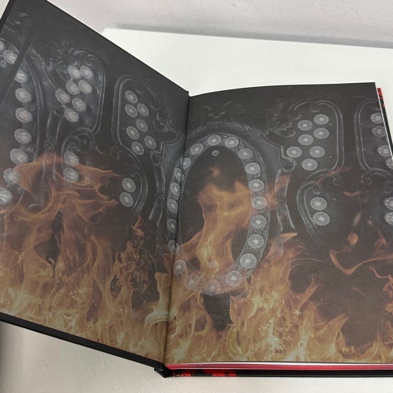 Obsidian Descension A La Folie & Maison De Fous