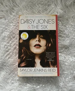 Daisy Jones and the Six (OUT OF PRINT)