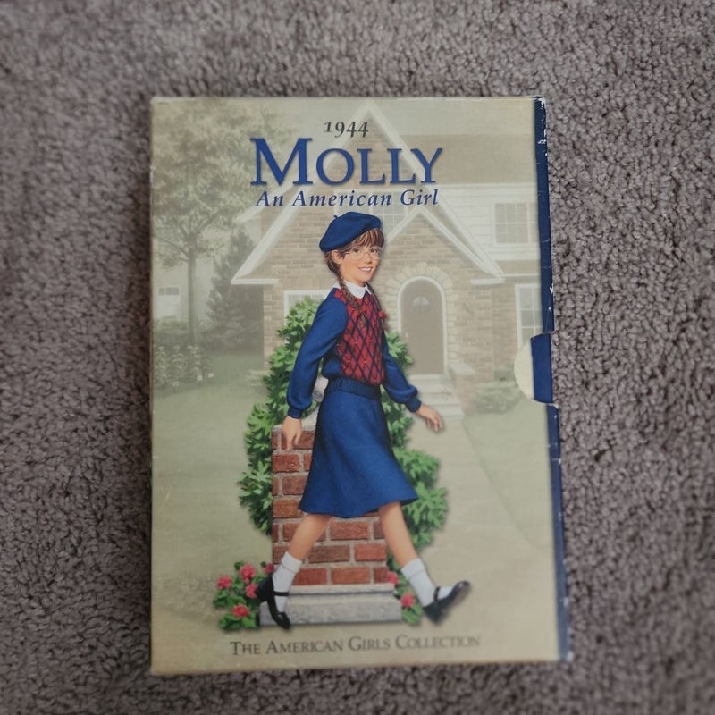 Molly An American Girl Set