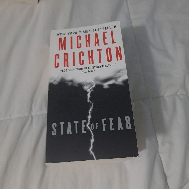 State of Fear paperback by Michael Crichton like new