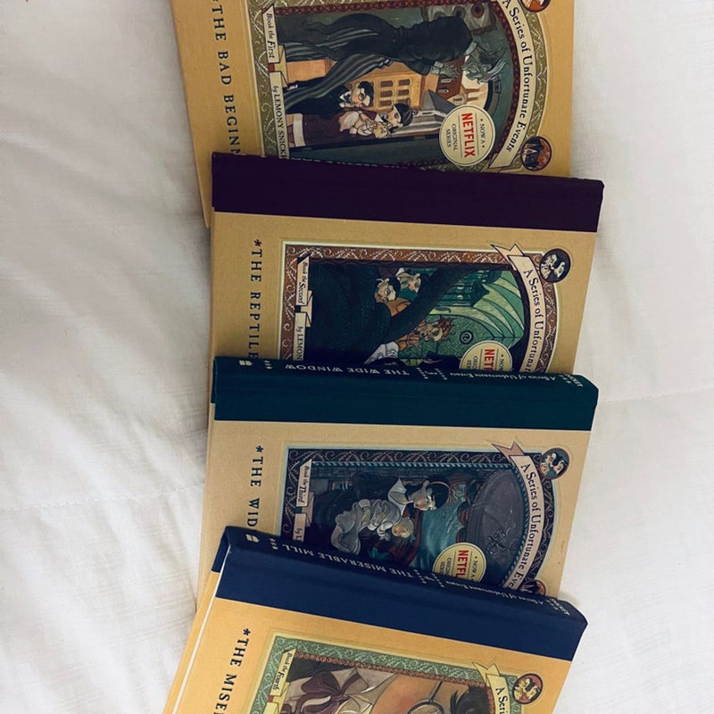 A Series of Unfortunate Events - set of 4 books