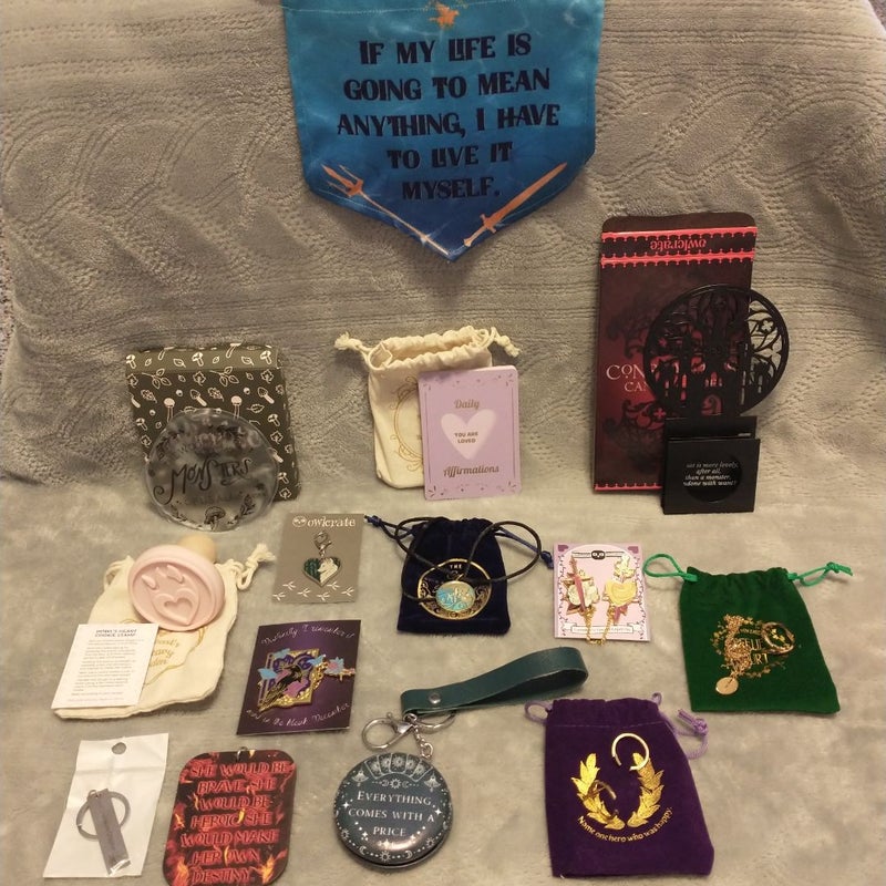 Owlcrate Bookish Goodies