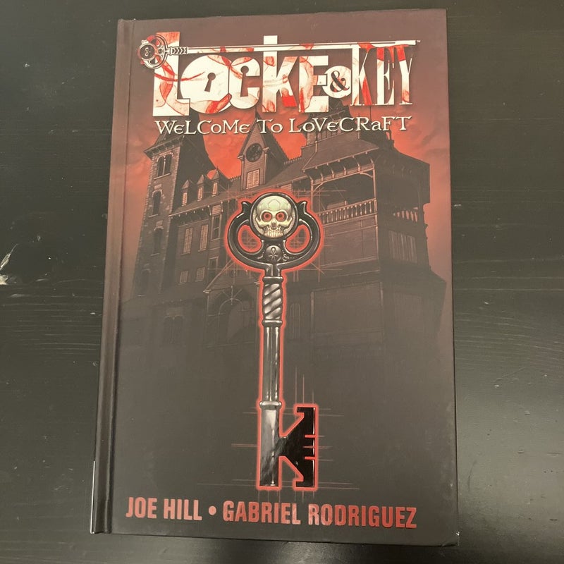 Locke & Key, Vol. 1 to Lovecraft by Robert Crais, Hardcover