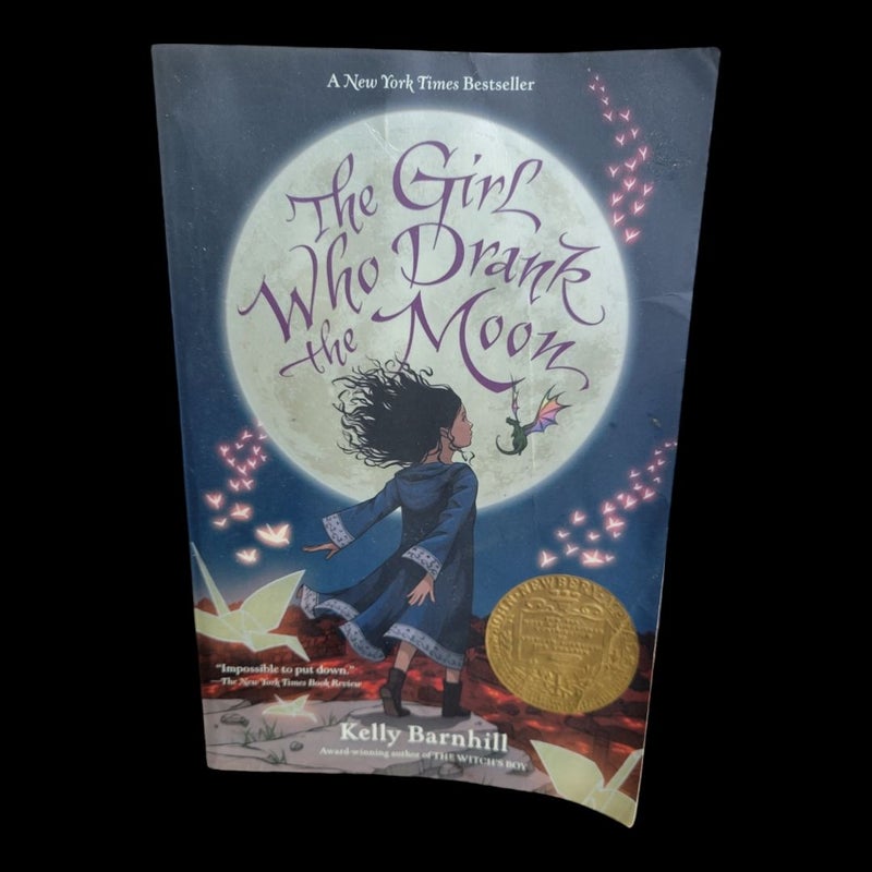 The Girl Who Drank the Moon (Winner of the 2017 Newbery Medal)