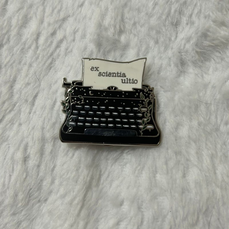 Typewriter enamel pin