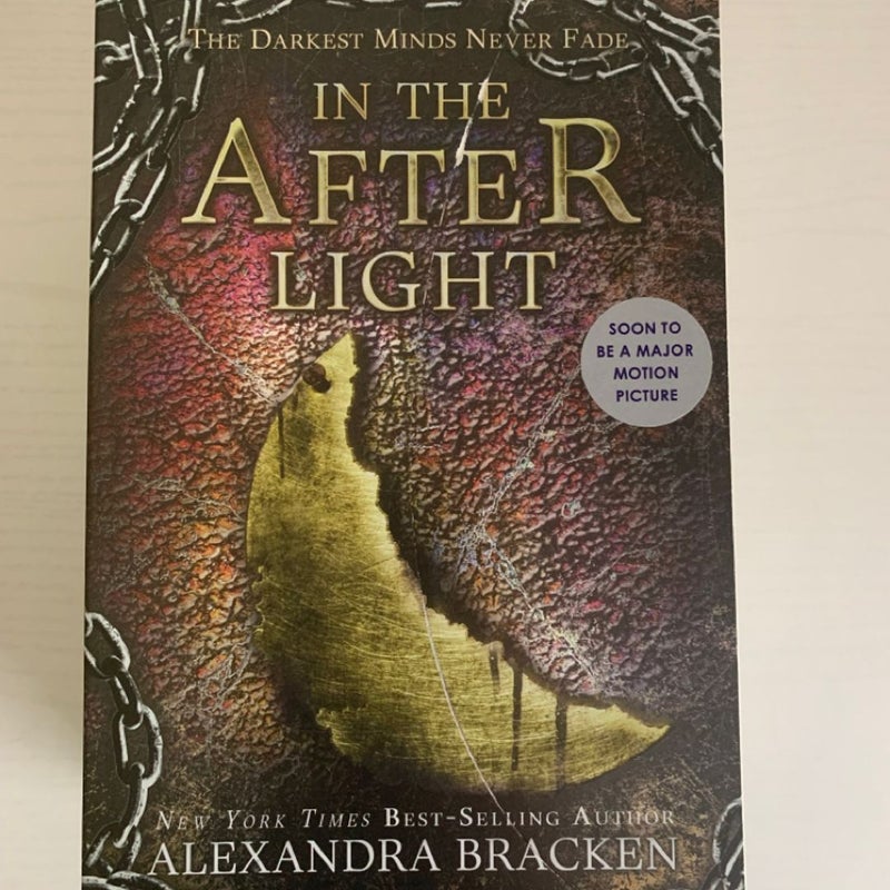 In the Afterlight (a Darkest Minds Novel)