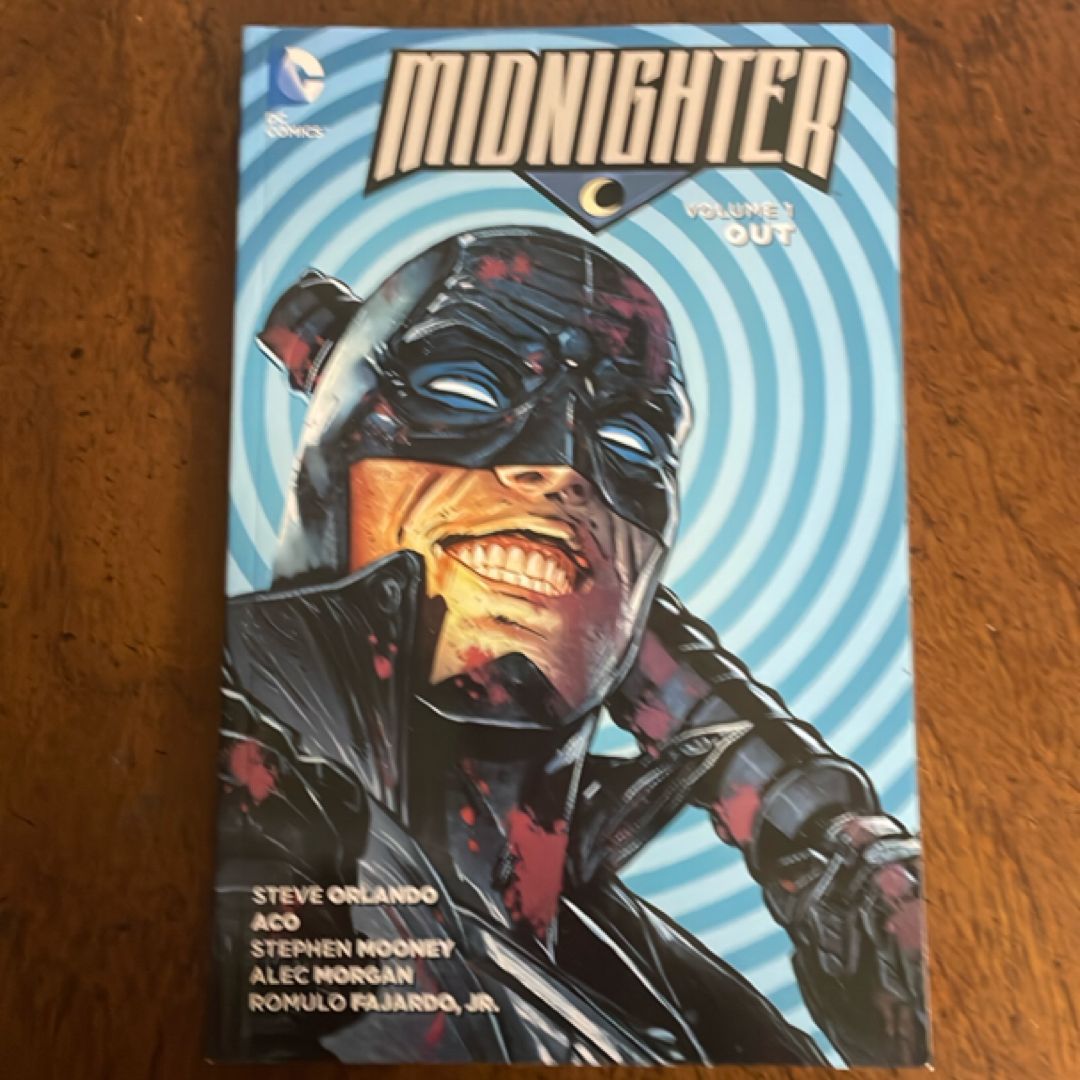 Midnighter Vol. 1: Out