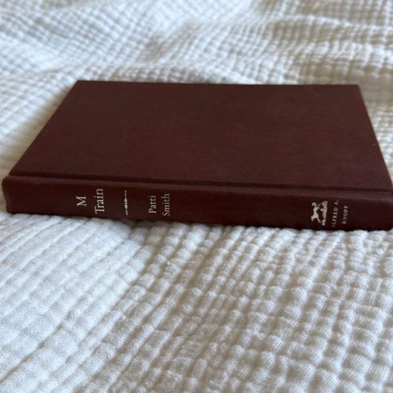 M Train by Patti Smith, Hardcover | Pangobooks