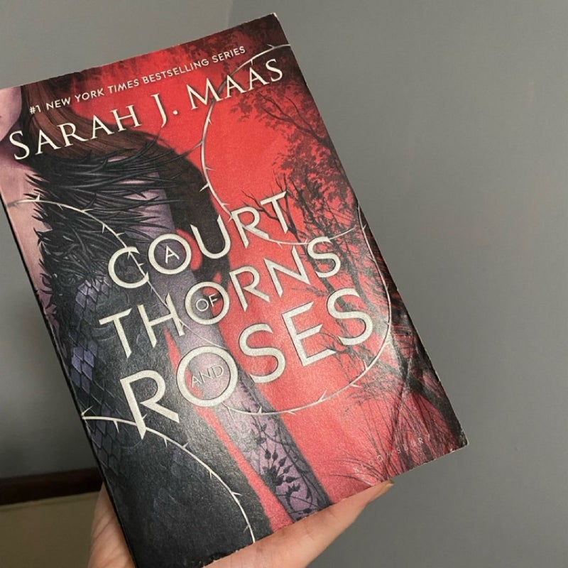 A Court of Thorns and Roses