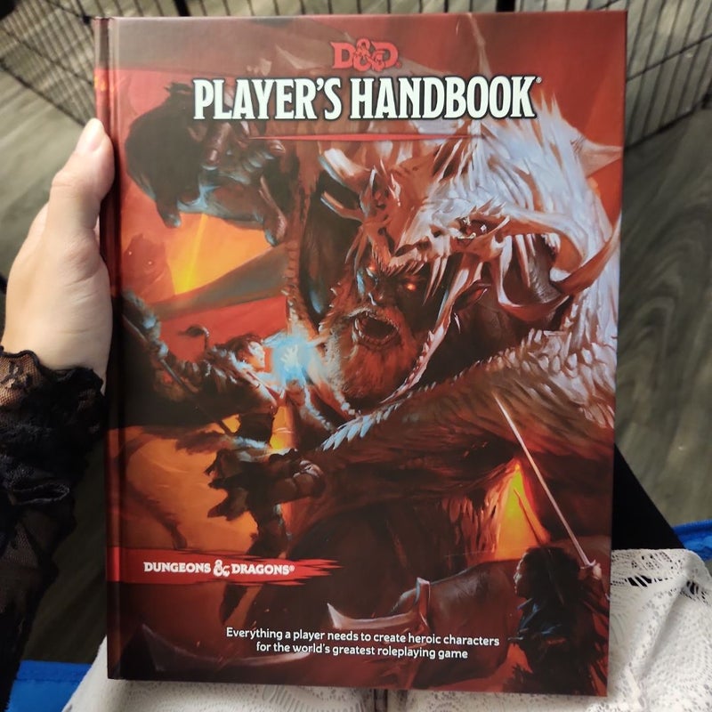 Dungeons and Dragons Core Rulebooks Gift Set (Special Foil Covers Edition with Slipcase, Player's Handbook, Dungeon Master's Guide, Monster Manual, DM Screen)