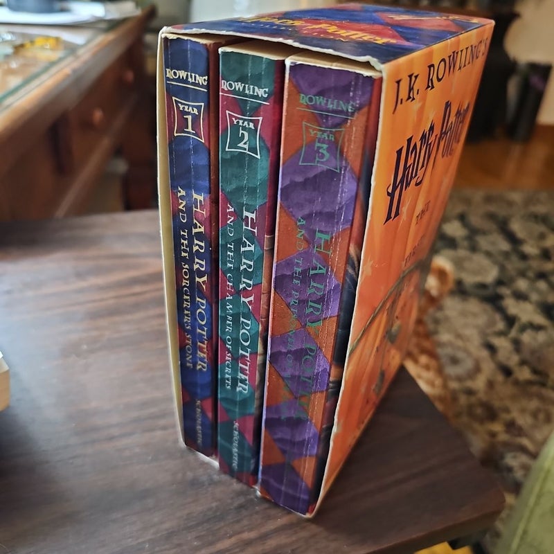 Harry Potter: the Illustrated Collection (Books 1-3 Boxed Set)