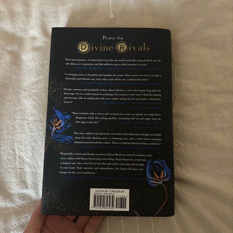 Devine Rivals by Rebecca Ross, Hardcover | Pangobooks