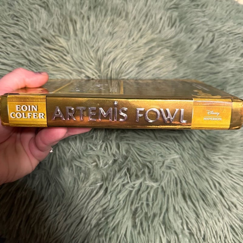 Artemis Fowl ✨Barnes & Noble exclusive collectors edition ✨