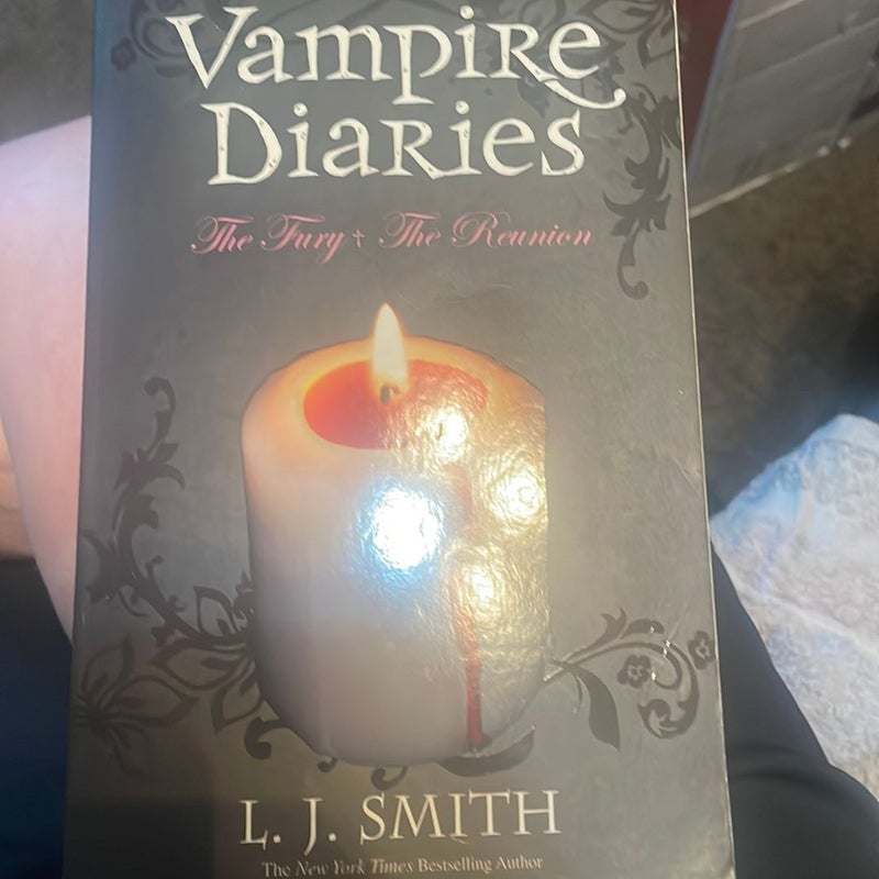 Vampire Diaries Volume 2 (Bind up 3 and 4) Vampire Diaries Bind up Volume 2