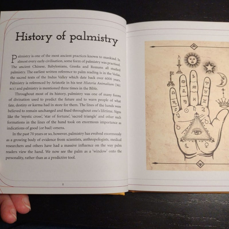 The Essential Book of Palmistry