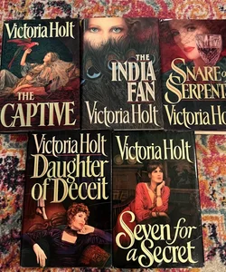 Victoria Holt Novels Lot of 5 Romance Adventure HC/DJ Hardcover Books GOOD
