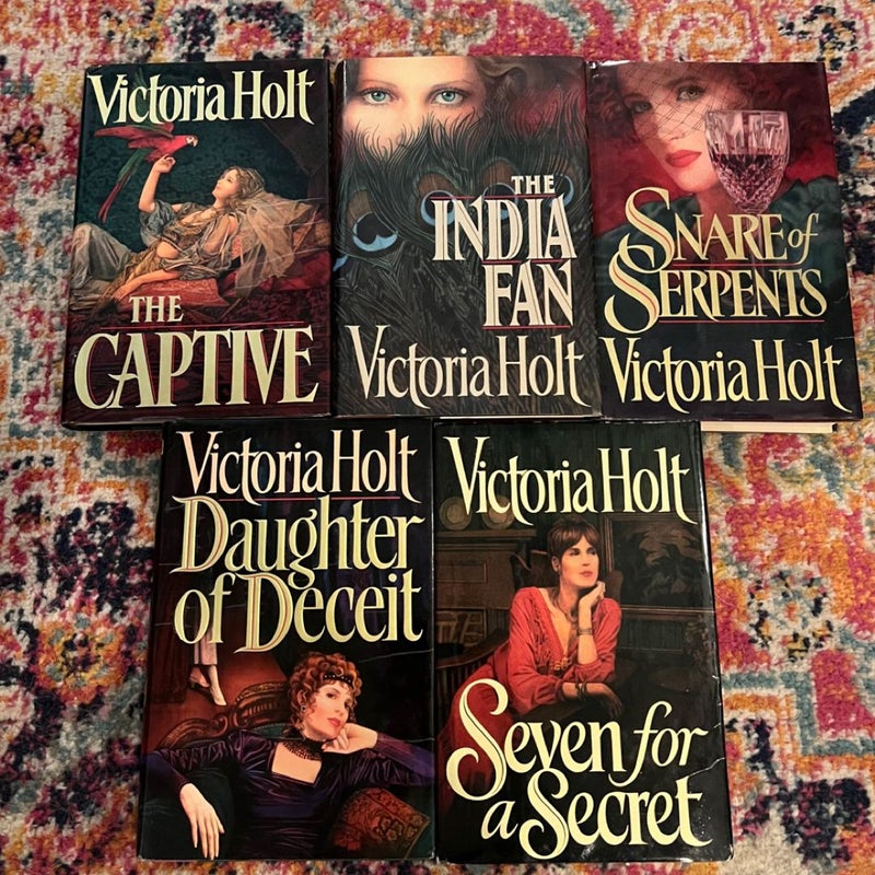 Victoria Holt Novels Lot of 5 Romance Adventure HC/DJ Hardcover Books GOOD