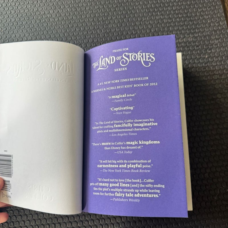 The Land of Stories: the Enchantress Returns