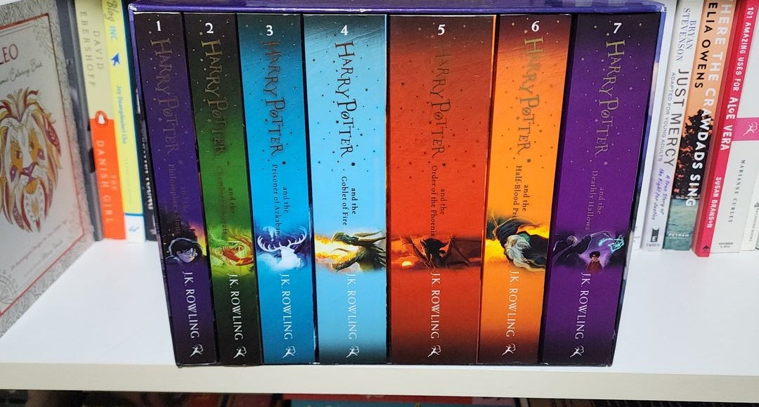 Harry Potter : Coffret collector : 7 volumes by Rowling, J-K (2011)  Paperback: unknown author: : Books