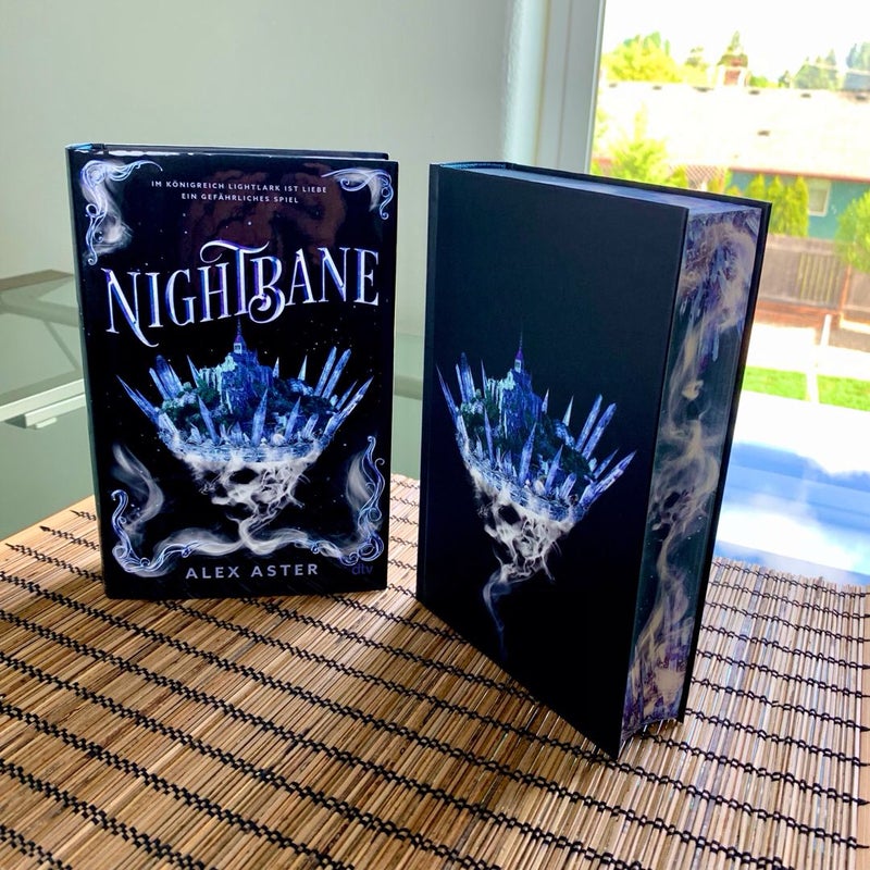 German Special Editions  ~ Lightlark and Nightbane by Alex Aster ~ New w/ Scar !