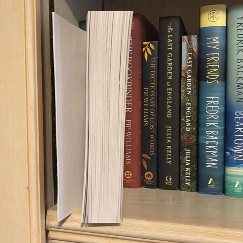 The Twelve (Book Two of the Passage Trilogy)