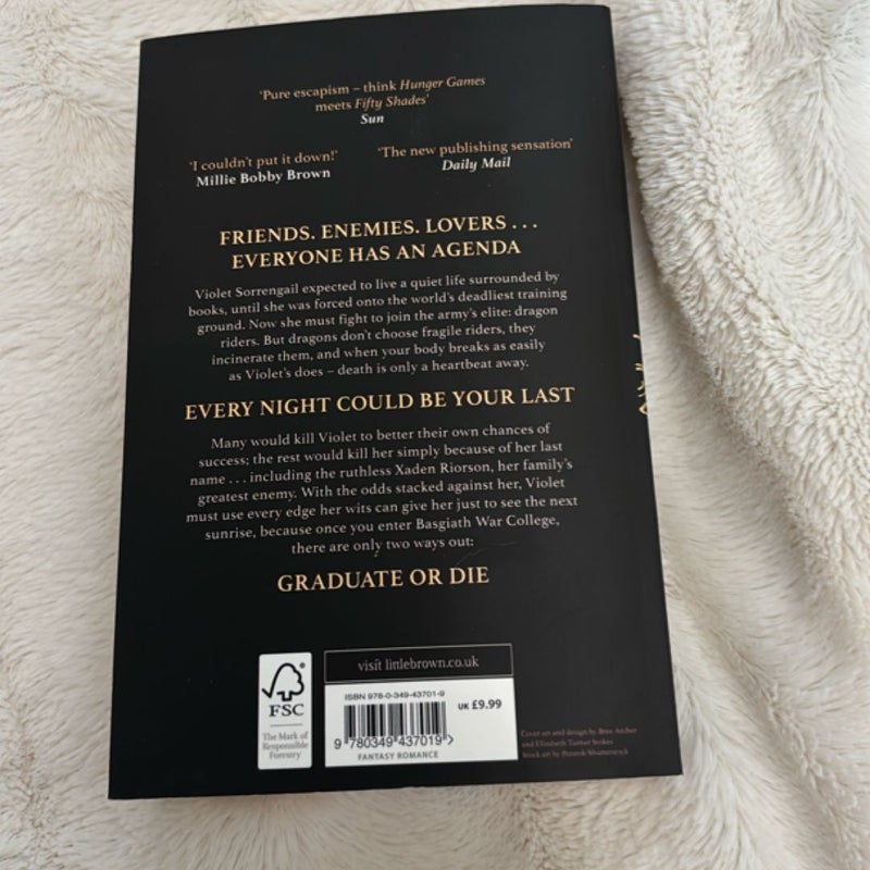 Fourth Wing (UK paperback) 