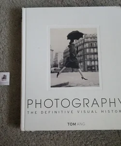 Photography: The Definitive Visual History WITH A FREE MINI 