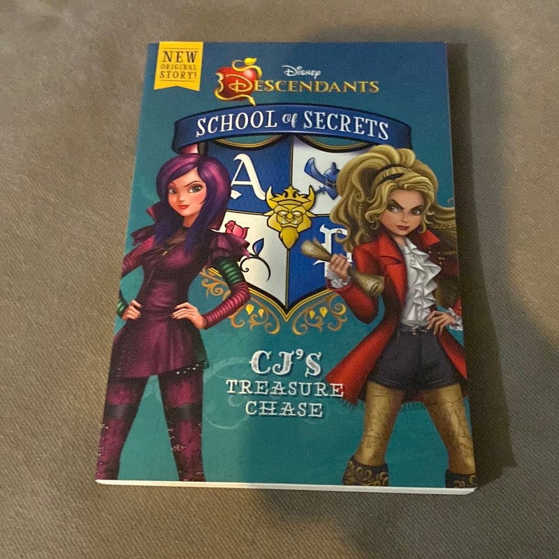 School of Secrets: CJ's Treasure Chase (Disney Descendants) (Scholastic Special Market Edition)