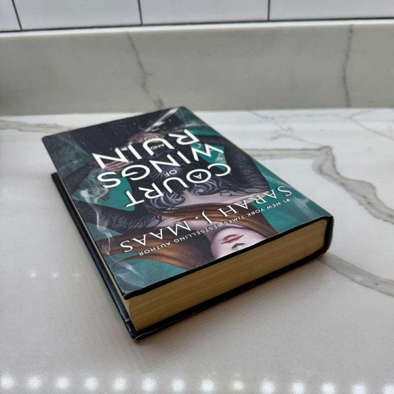 A Court of Wings and Ruin OG Hardcover