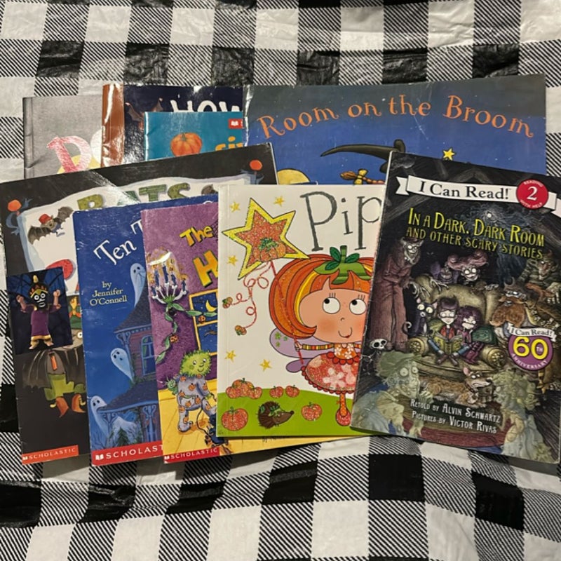 Kids Halloween, Spooky Book Bundle