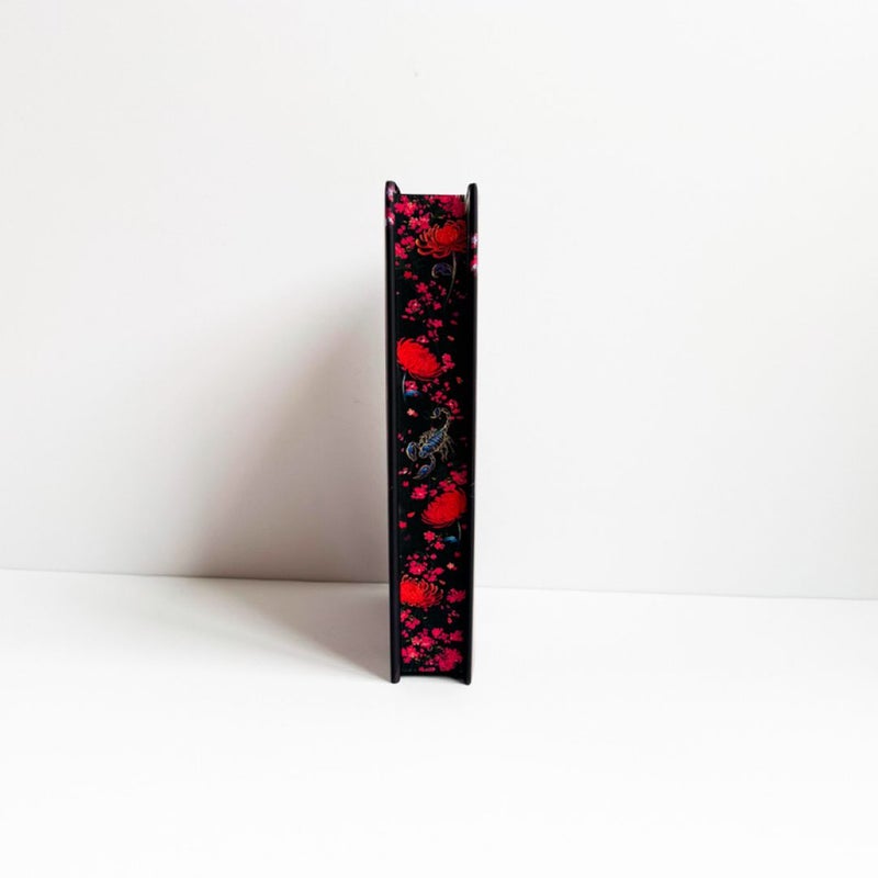 The Scorpion and the Night Blossom (Fairyloot Exclusive Edition)