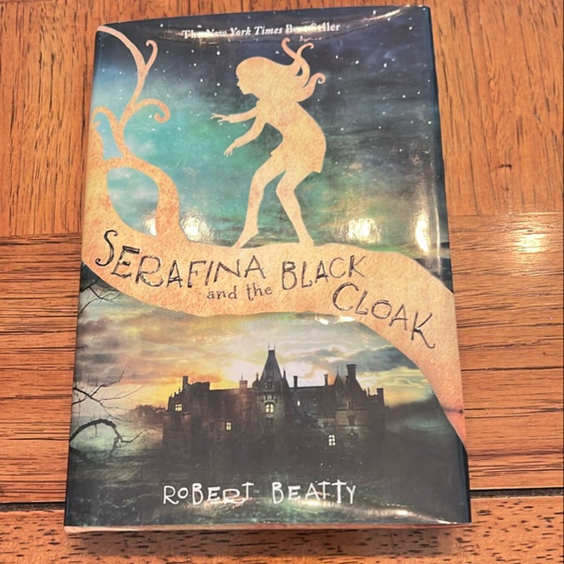 Serafina and the Black Cloak (the Serafina Series Book 1)