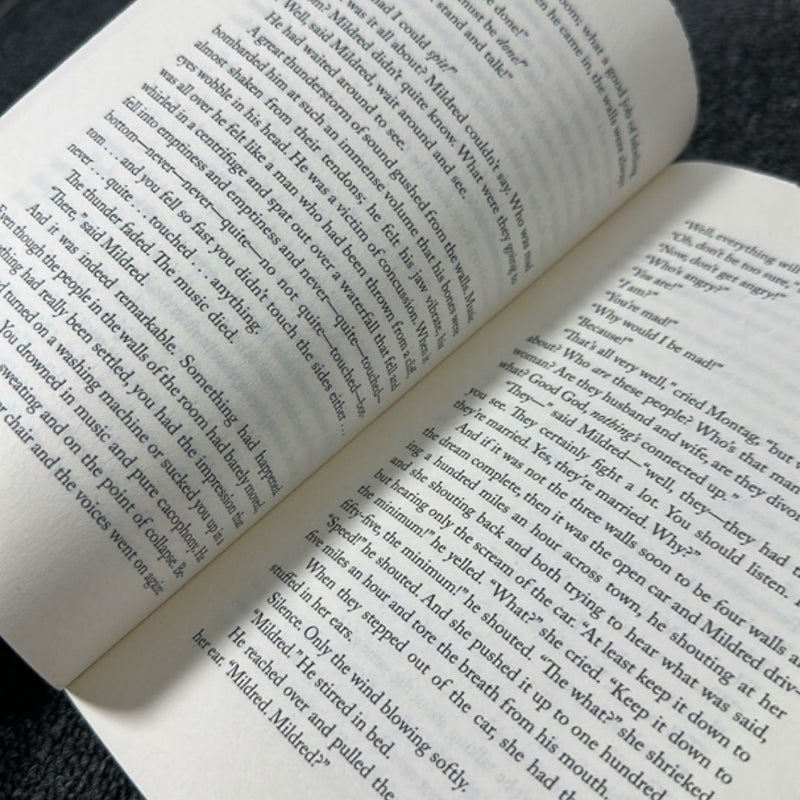 Fahrenheit 451